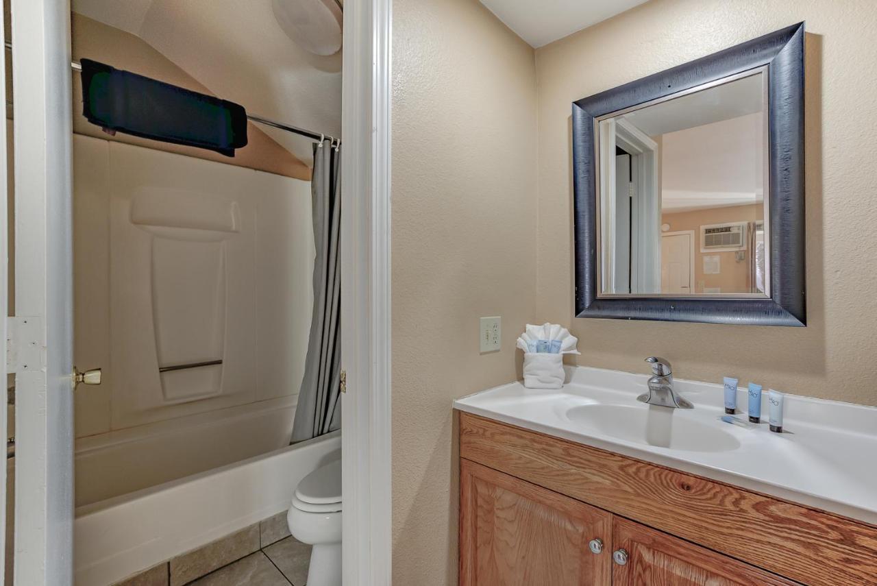 Shasta Pines Motel & Suites Burney Εξωτερικό φωτογραφία