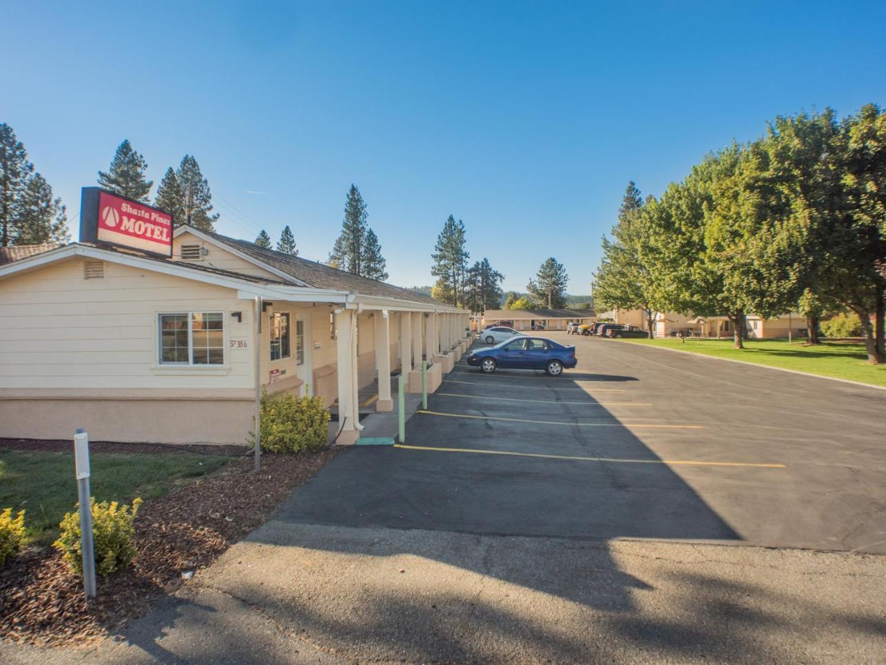Shasta Pines Motel & Suites Burney Εξωτερικό φωτογραφία